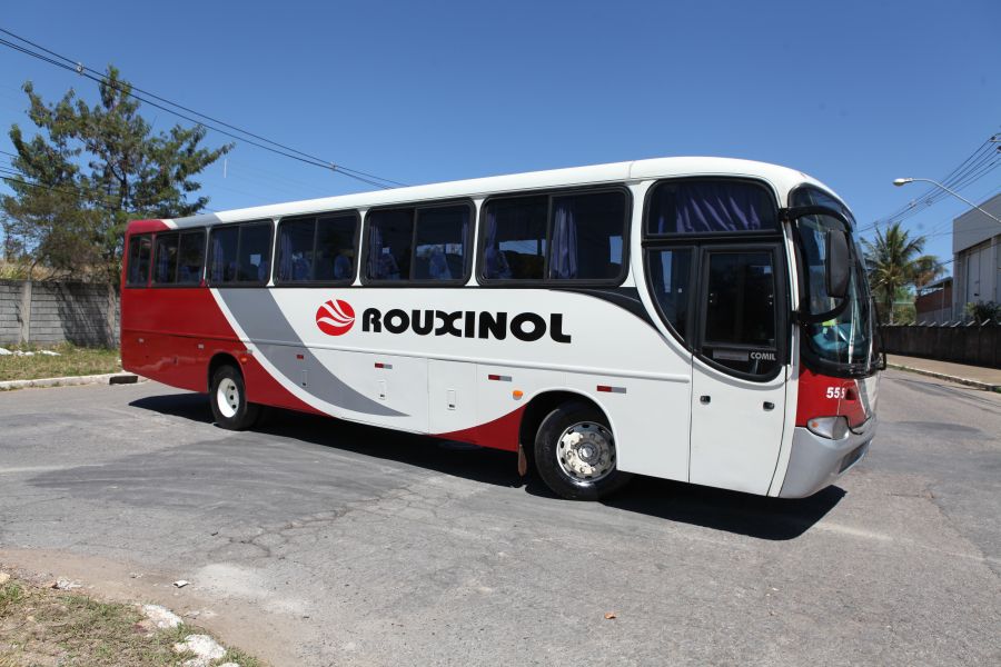 Ônibus M. Benz 2005 - 48 lugares - Comil