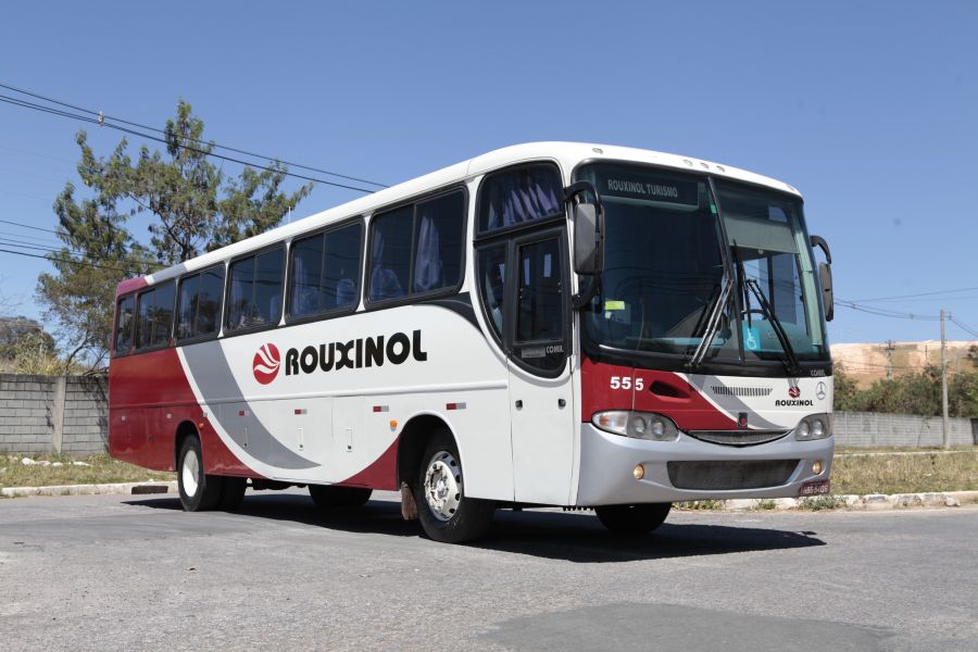 Ônibus M. Benz 2005 - 48 lugares - Comil